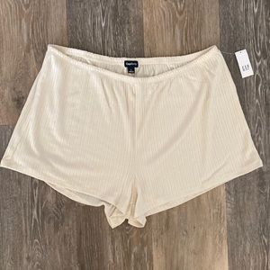 SUPER soft beige GAP sleep shorts, size L